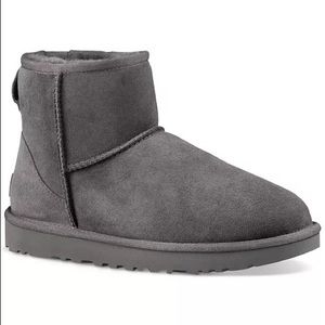 New in box UGG Classic Mini II size 10